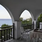 House Chorefto Apartment *