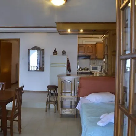 Apartment House Chorefto Chorefton